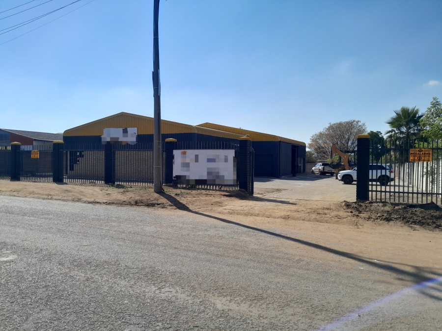 Commercial Property for Sale in Oos Einde North West